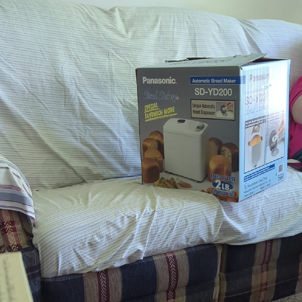 Panasonic SD-YD200 Bread Maker with Special Sandwich Mode